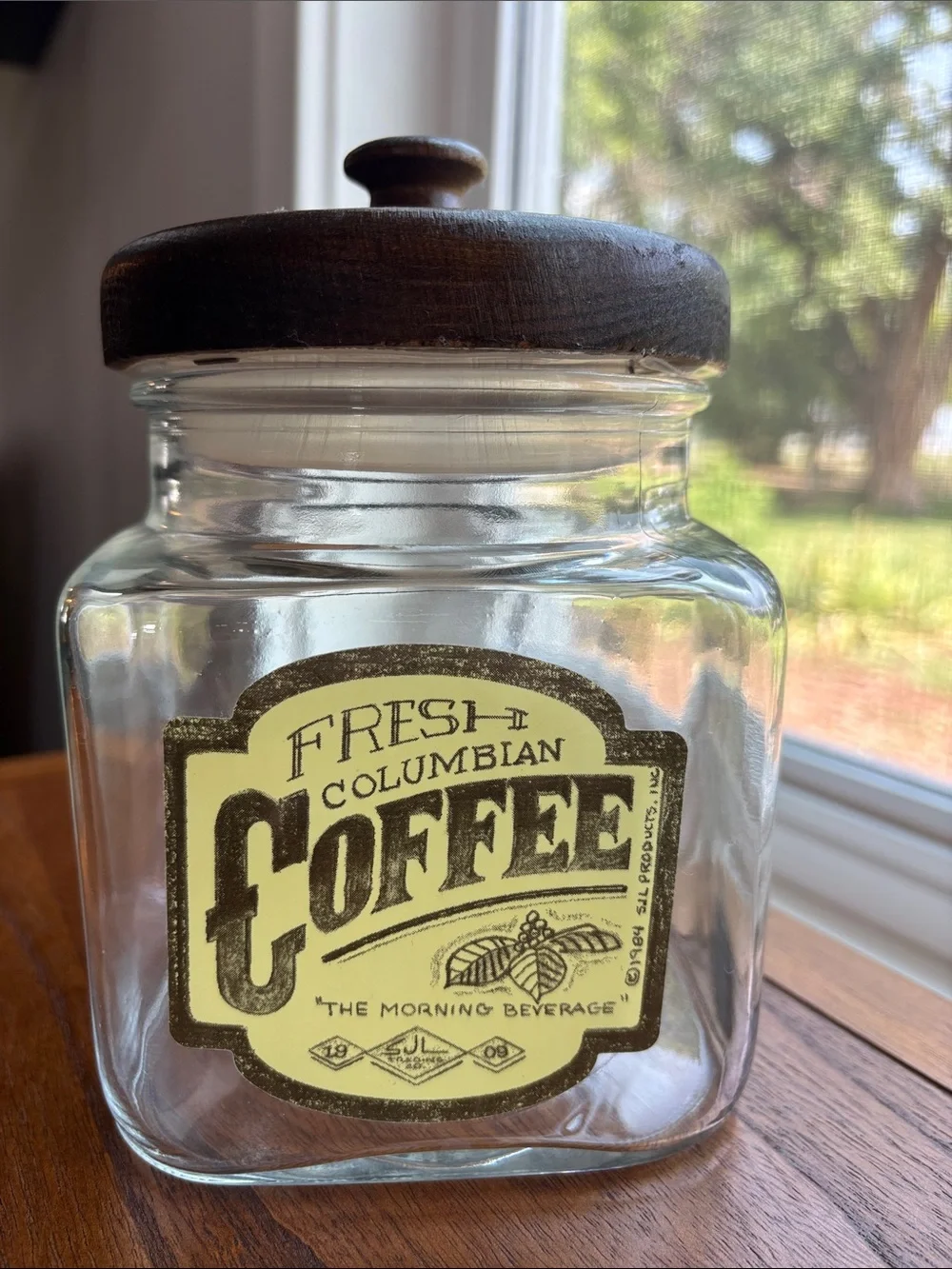 Vintage 1984 Anchor Hocking Coffee Glass Jar w/ Wooden Lid USA SJL Products